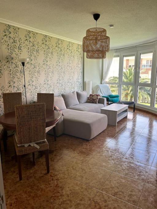 Playa De Berria -Apartamento Con Piscina Y Vistas Al Mar Santoña Εξωτερικό φωτογραφία