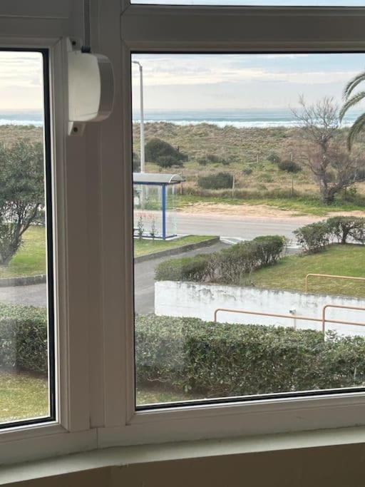Playa De Berria -Apartamento Con Piscina Y Vistas Al Mar Santoña Εξωτερικό φωτογραφία